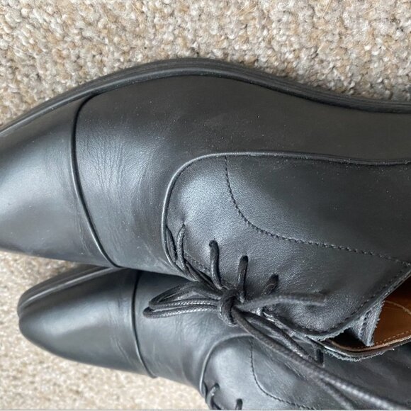 Beautiful and barely used Bruno Magli for Size 9 Feet